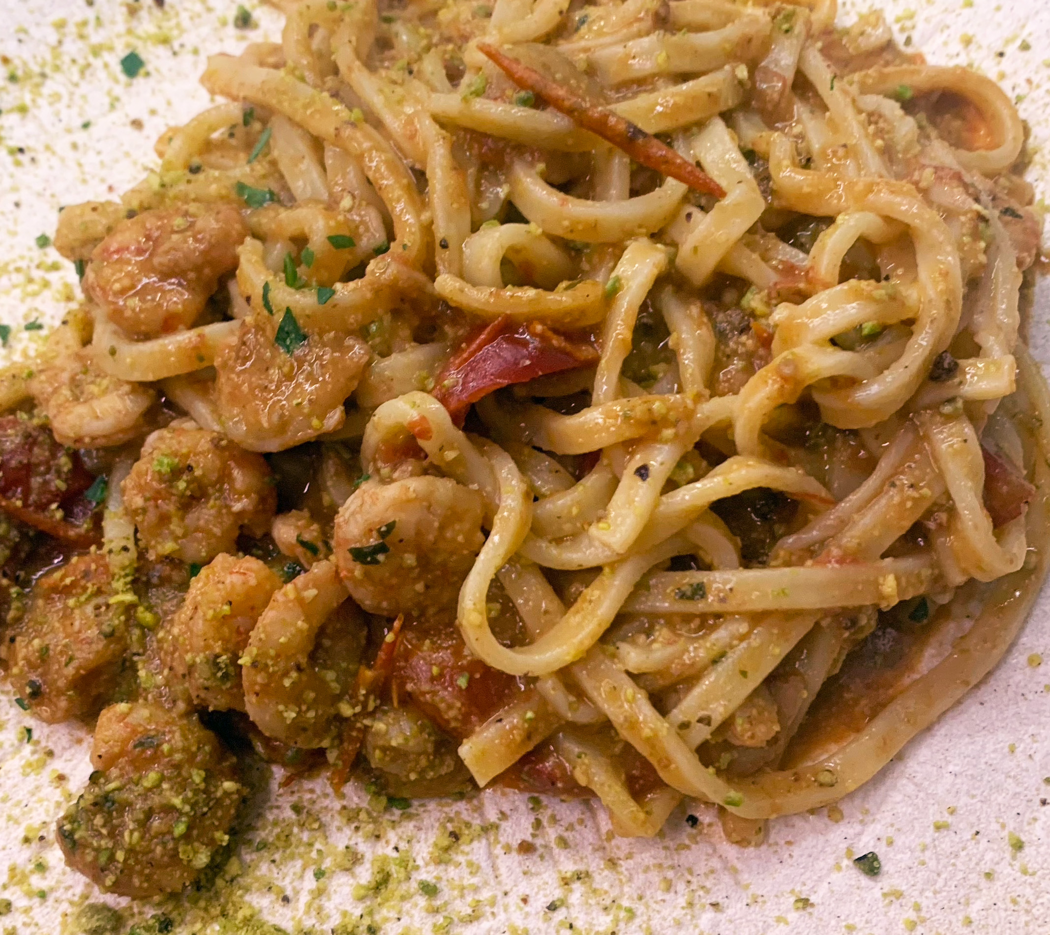 Trenette con gamberi e pistacchio