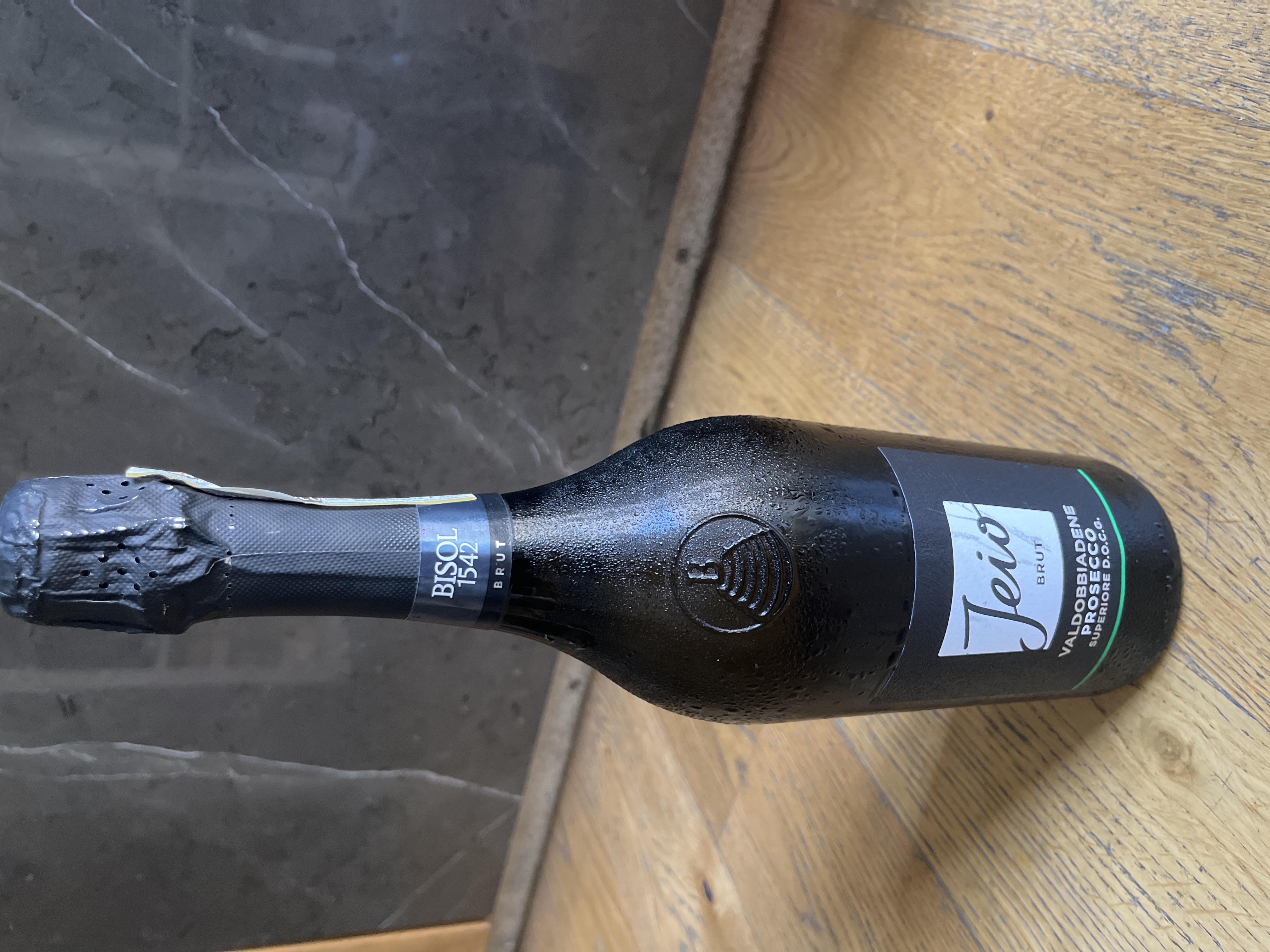 Jejo Brut (85% Glera, 15% Chardonnay)